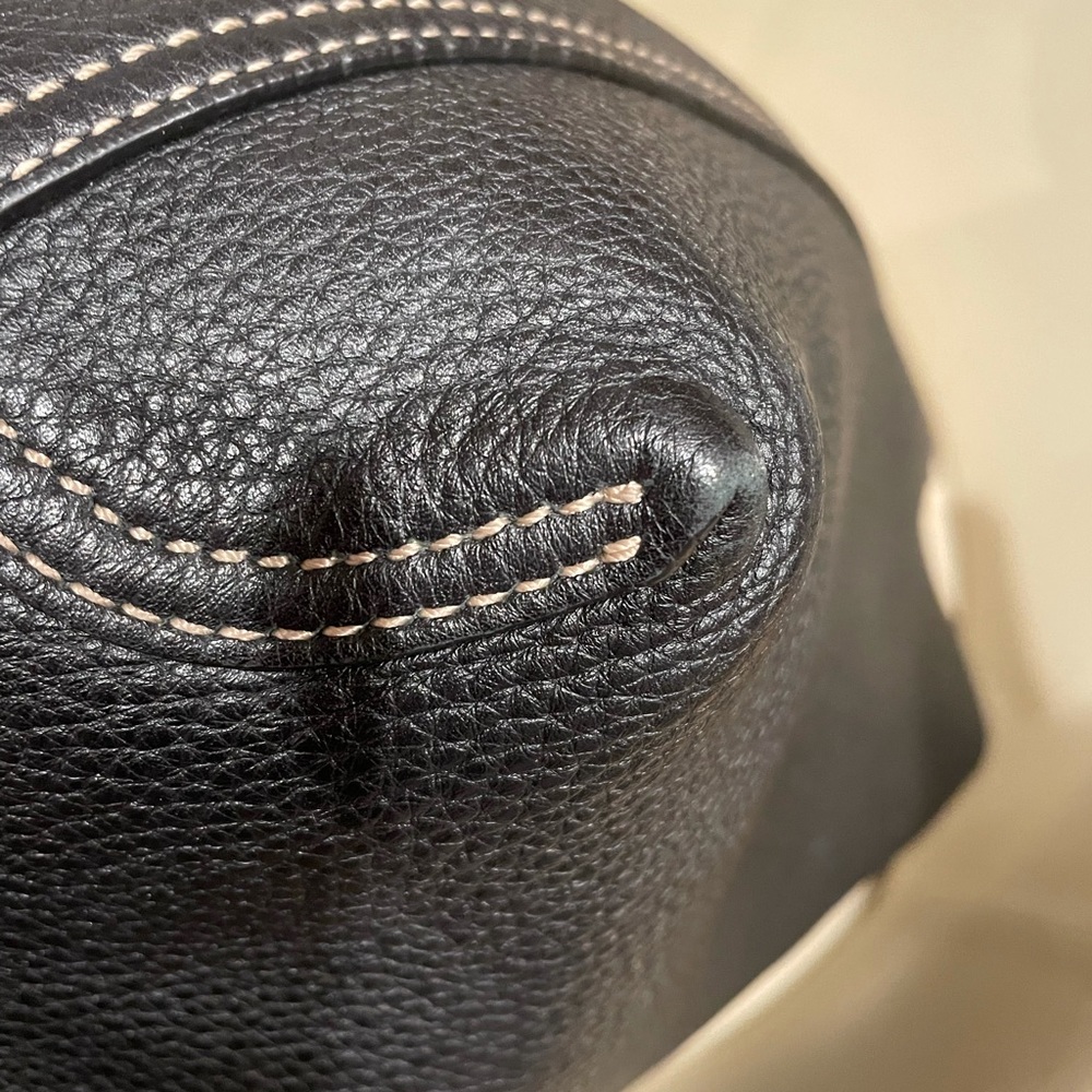 Authentic Gucci Reversible Rumble Tote - Picture 16 of 16